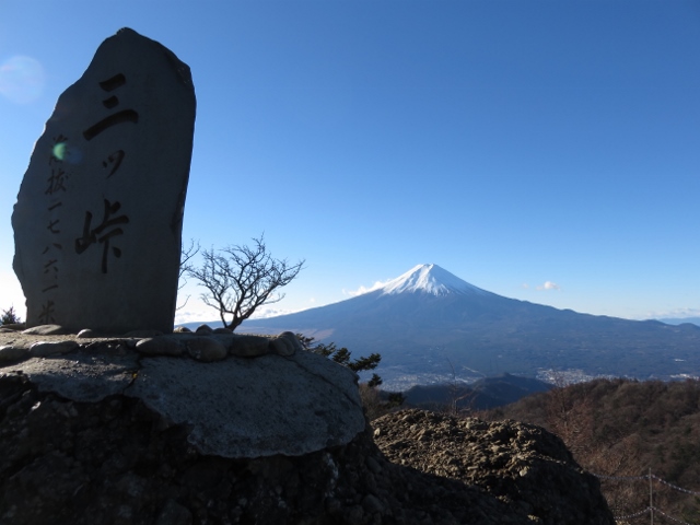 三つ峠山から富士山