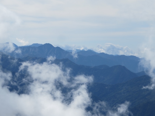 甲斐駒ヶ岳山頂からの景色２