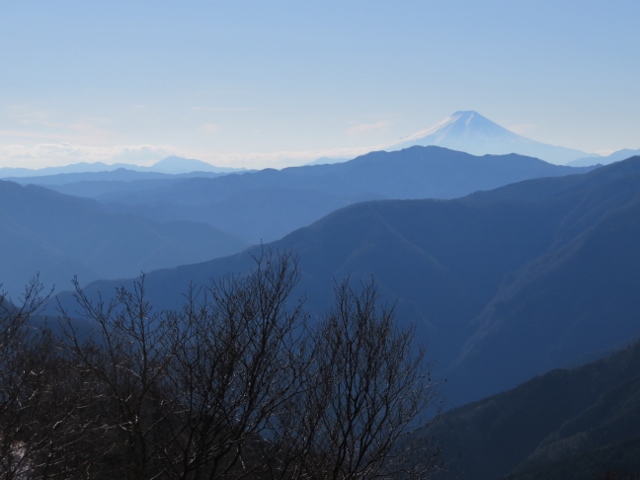 日向沢ノ峰から富士山方面