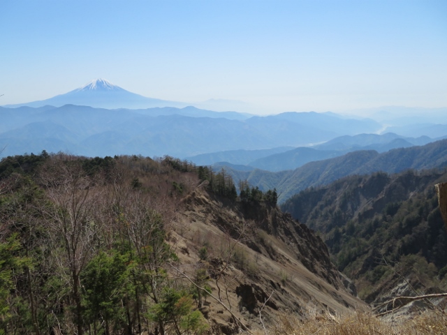 ナナイタガレから富士山